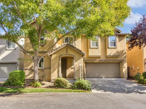 12 N Beach Place, Sacramento, CA 95835