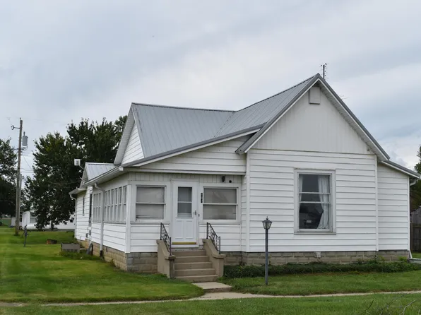 107 N Wayne St, Mendon, OH 45862
