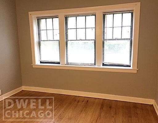 3rd image of 4900 N Damen Ave #1S