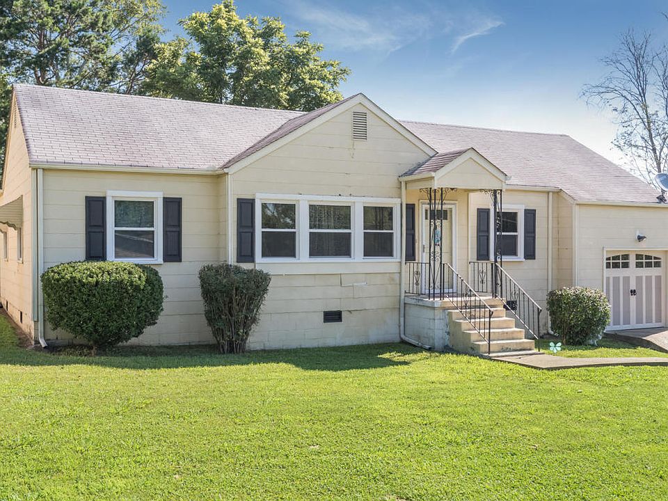 1st image of 4407 Kemp Dr