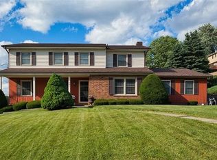 201 Calvin Dr, Mc Kees Rocks, PA 15136