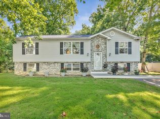 12120 Long Wolf Ln, Lusby, MD 20657