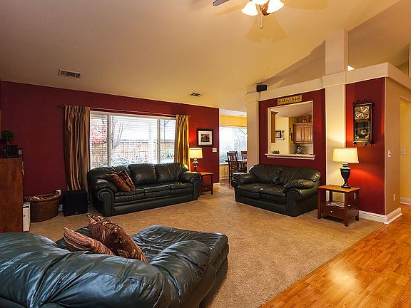 4th image of 4894 Elk Creek Dr