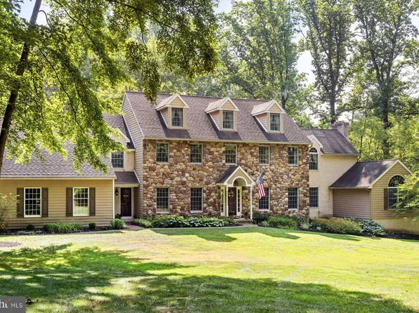6168 Greenhill Rd, New Hope, PA 18938