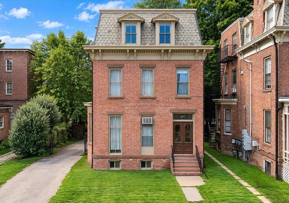 1st image of 197 Grand Street