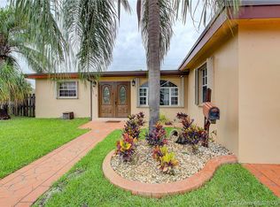 1650 SW 71st Ave, Hollywood, FL 33023