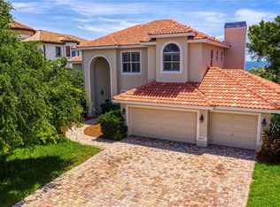 2078 Carolina Ave NE, Saint Petersburg, FL 33703
