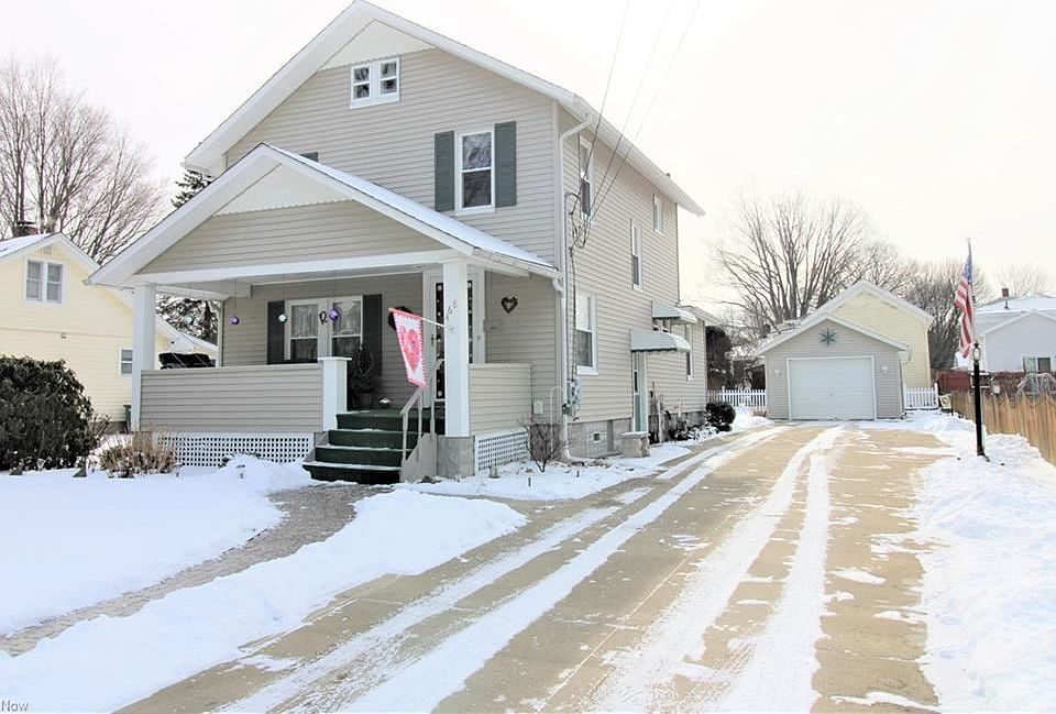 1st image of 468 Blaine St
