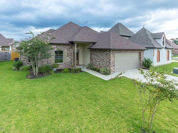 3rd image of 125 Autumnbrook Dr