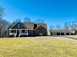 714 Pow Camp Rd, Crossville, TN 38572