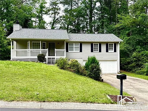 4899 Raven Way NE Photo 1