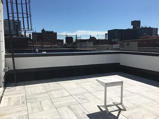 Rented by Oxford Property Group | media 18