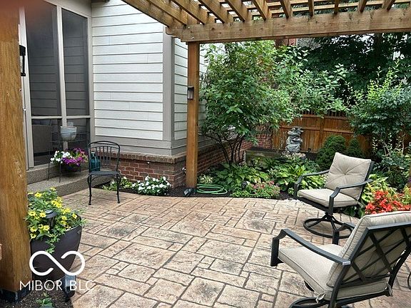 4th image of 2028 Rhettsbury St