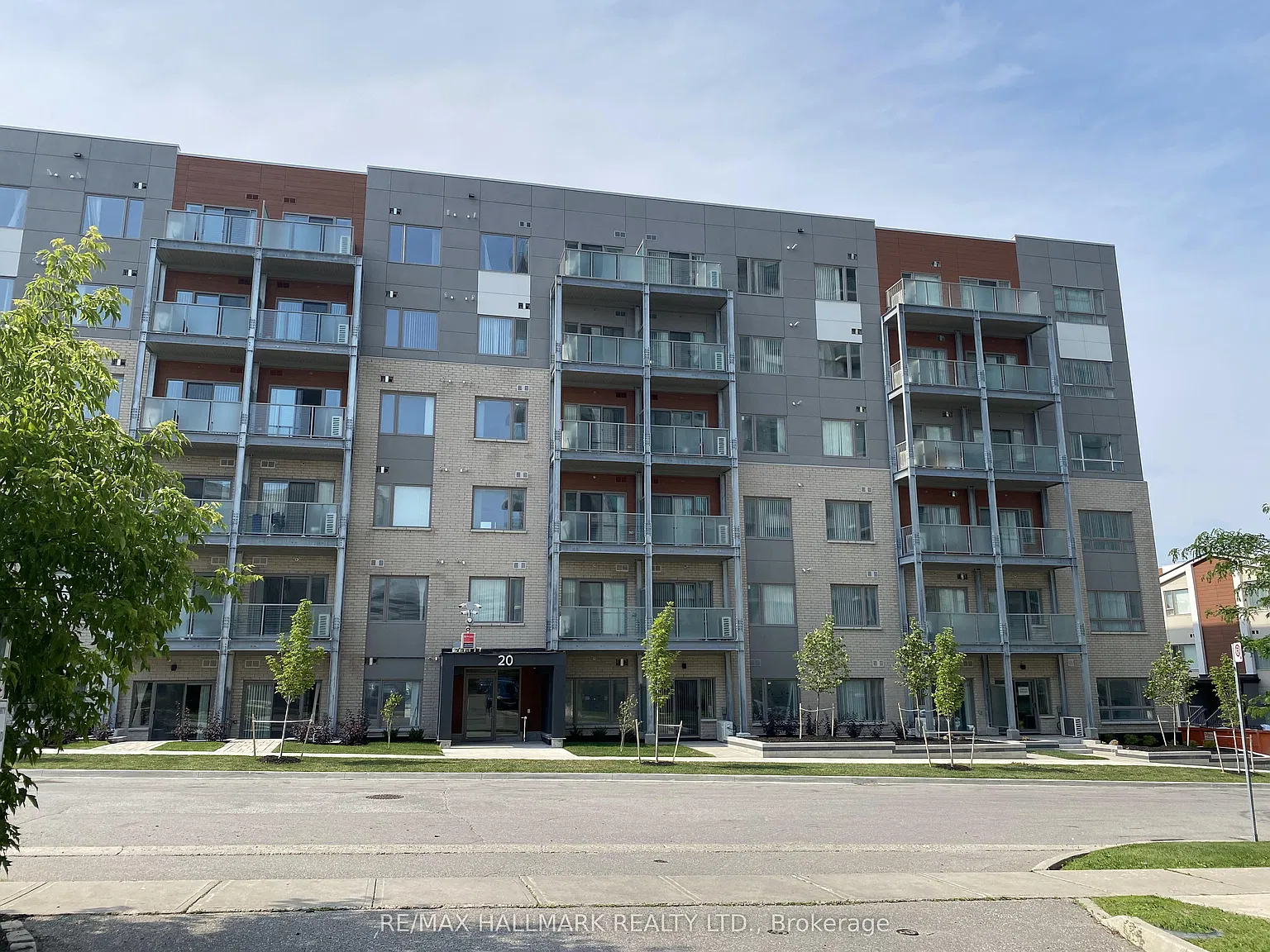 2 bed, $2,650 — Photo 1