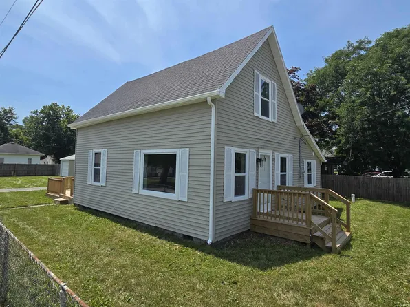 1813 E Delta Dr, Muncie, IN 47303