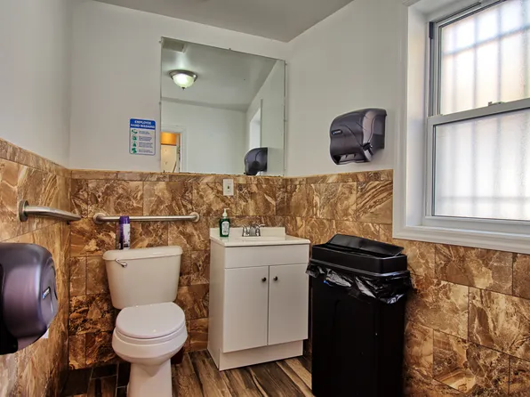 3299 Fulton Street image 15 of 21