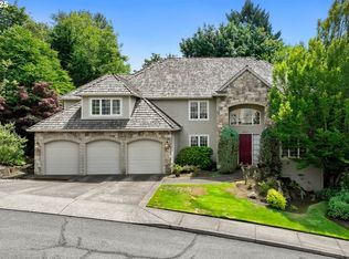 9137 NW McKenna Dr, Portland, OR 97229