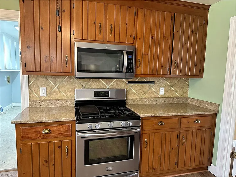 1704 Eagle Hill Dr — Photo 15