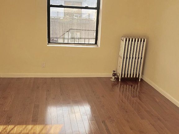 2nd image of 1450 Taylor Ave APT 24