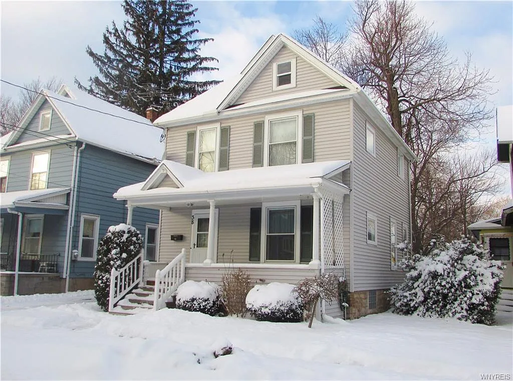 38 Oliver St photo 1