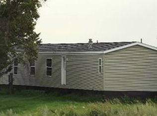 1960 28th St NW, Ruso, ND 58778