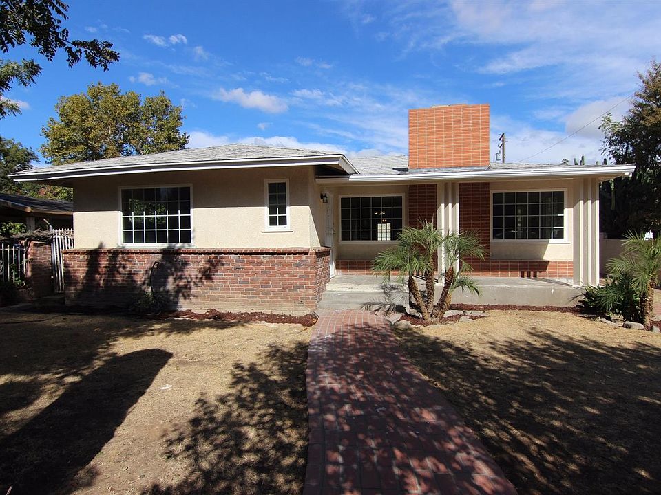 2nd image of 3535 E Lyell Ave