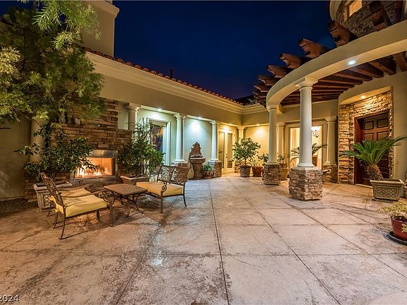 5th image of 2205 Paiute Meadows Dr
