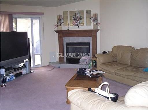 3rd image of 4929 Country Breeze Ct