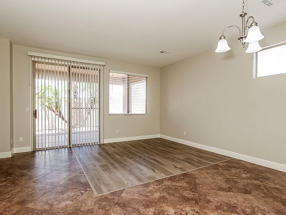 4th image of 2122 S Edgewater
