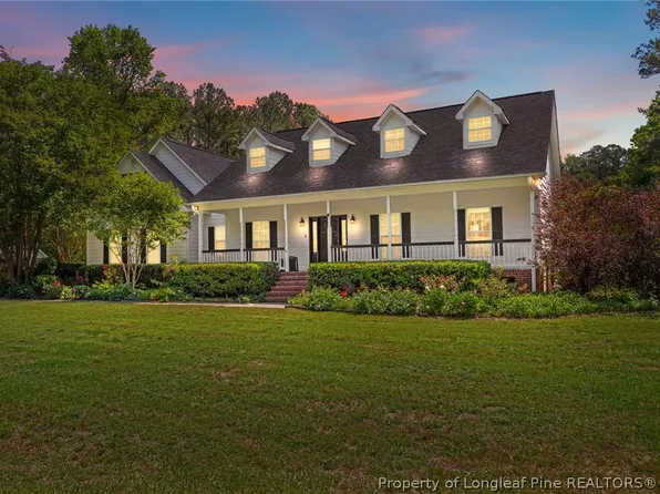 1546 Sandy Bay Cir, Eastover, NC 28312