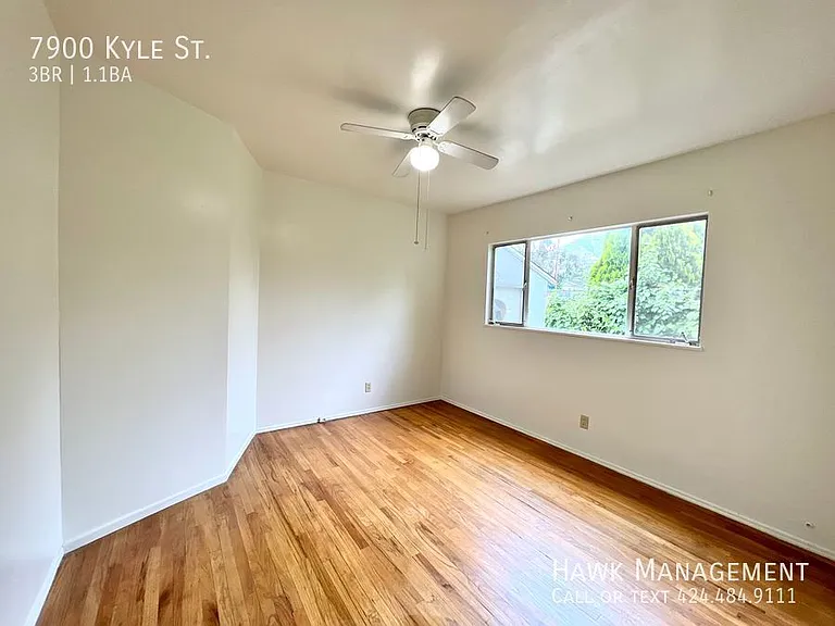 7900 Kyle St — Photo 14