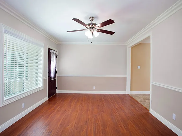 415 E Foothill Blvd #8 — Photo 6