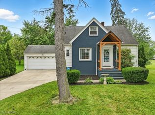 1624 Krumroy Rd, Akron, OH 44306