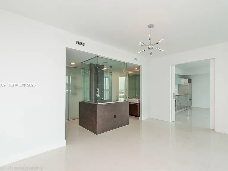 1040 Biscayne Blvd #1205 — Photo 9