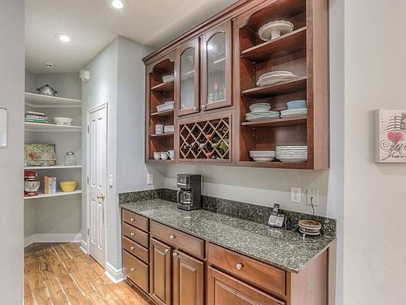 3rd image of 12302 Wycliff Pl