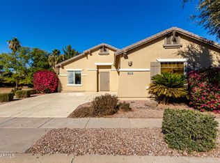 878 E Cherry Hills Dr, Chandler, AZ 85249