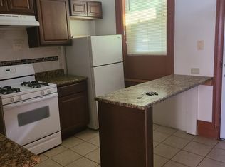 1027 W 19th St FLOOR 1, Chicago, IL 60608