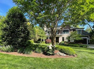 5661 Bent Branch Rd, Bethesda, MD 20816