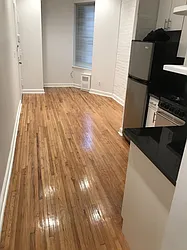 Rented by Metropolis Real Estate of Manhattan