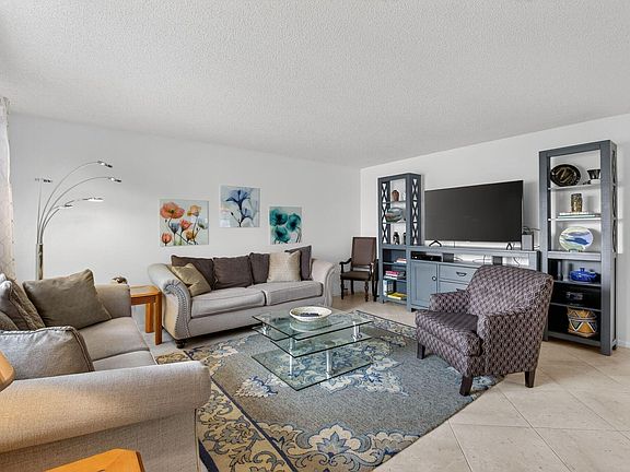 5th image of 15090 Ashland Place #173