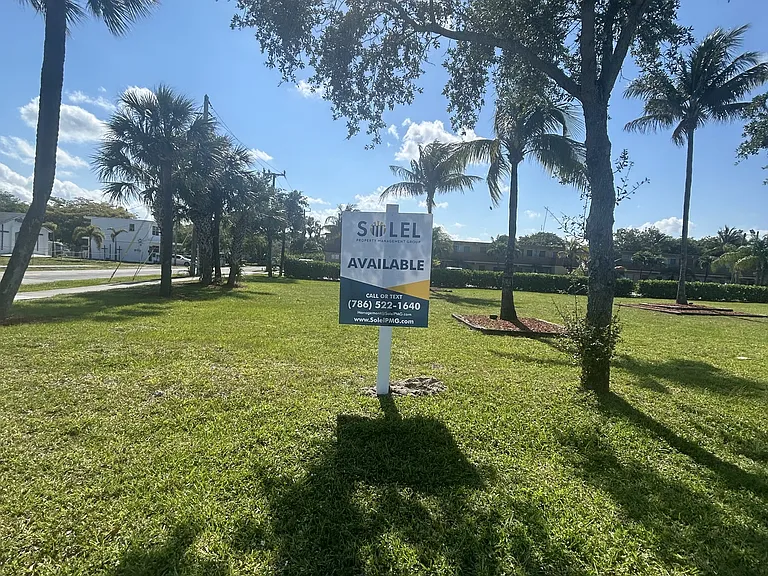 620 NW 7th Ave #39 — Photo 15