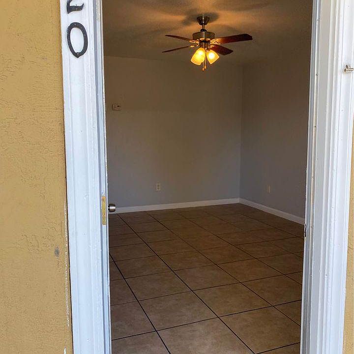 1st image of 733 Dixieanne Ave #18