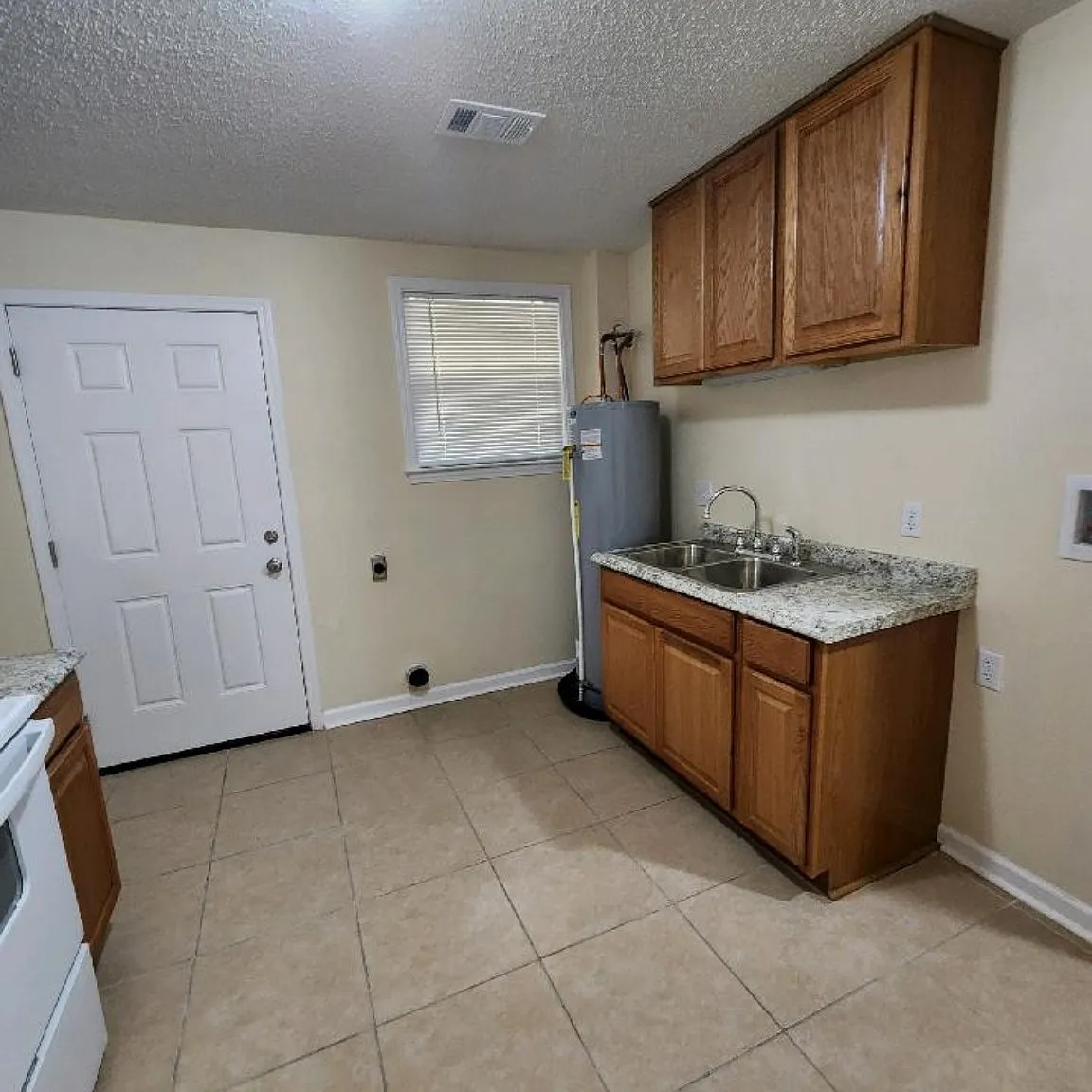 847 Northern St — Photo 1