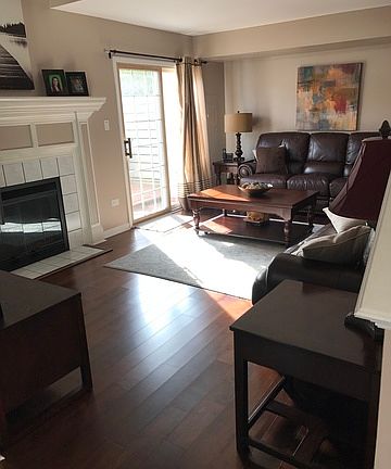 3rd image of 9993 Cambridge Dr