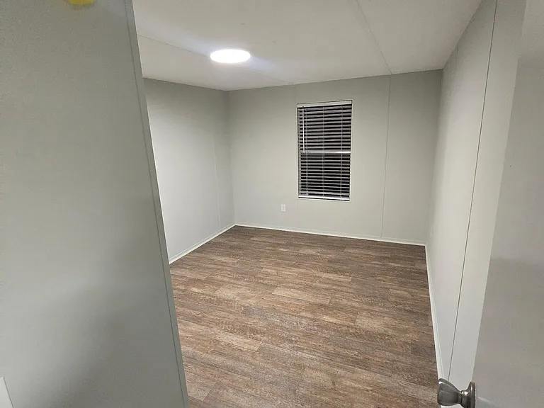 1014 Devaney Cir — Photo 5