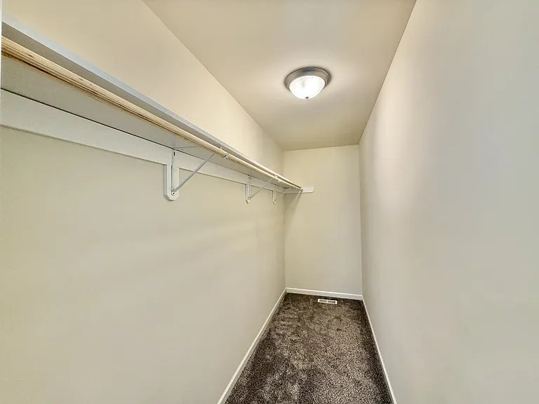 118 Cedar Ave — Photo 17