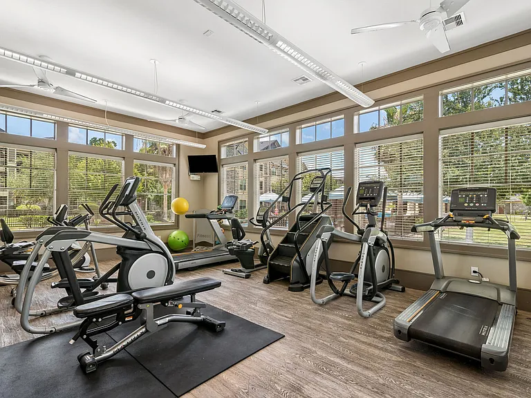 Plantation Park Apartments — Photo 42