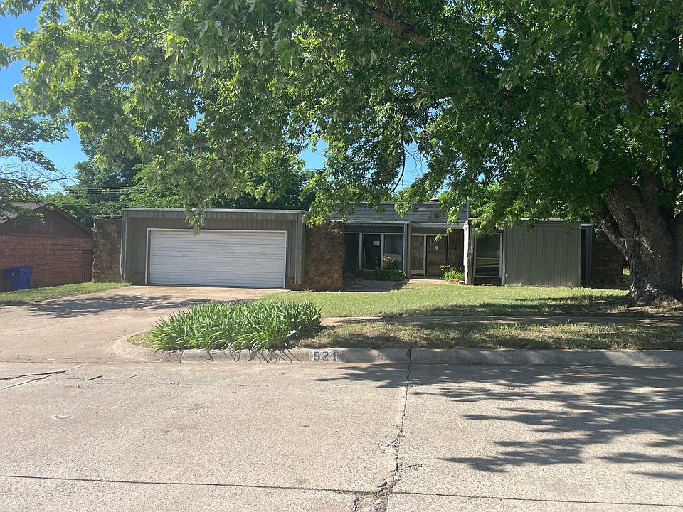 1st image of 521 Leaning Elm Dr