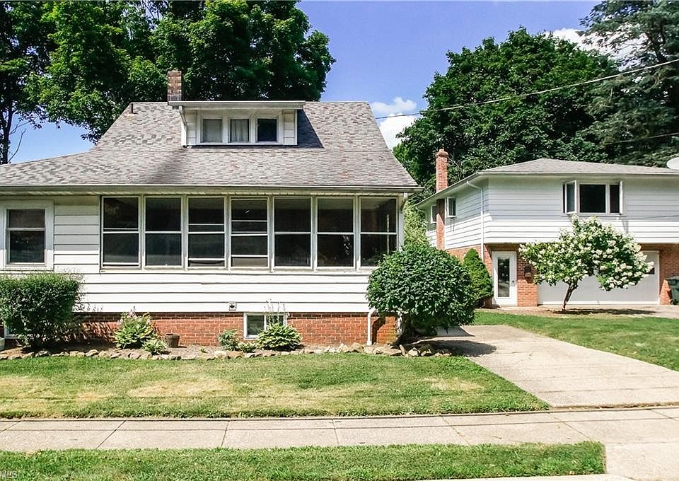 1st image of 32 Olive St