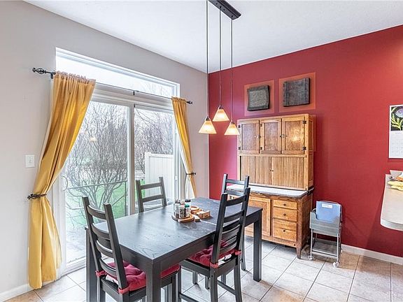 5th image of 3509 Thorngate Dr